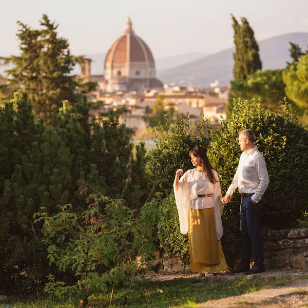 Wedding photographer Elena Lourie (moreloveinitaly). Photo of 6 April 2019