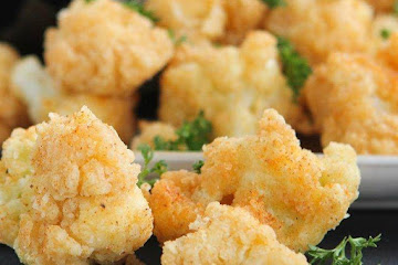 Spicy Fried Cauliflower with White Cheddar Ranch Dip