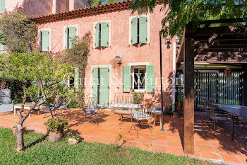 villa à Hyeres (83)