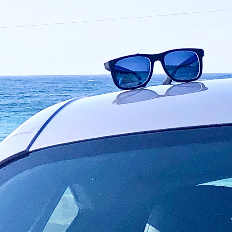 718 ケイマンのポルシェ・守谷海水浴場⛱・こんなところに住みたい😆・NO WAR🙅‍♂️に関するカスタム事例の投稿画像14枚目