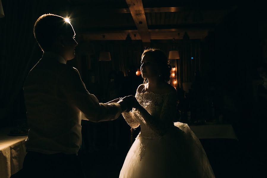 Nhiếp ảnh gia ảnh cưới Valeriy Tikhov (valerytikhov). Ảnh của 1 tháng 11 2018