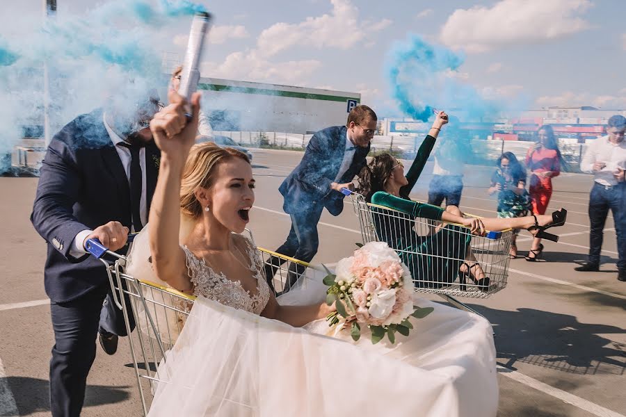 Wedding photographer Andrey Karachevcev (andrkemr). Photo of 14 March 2019