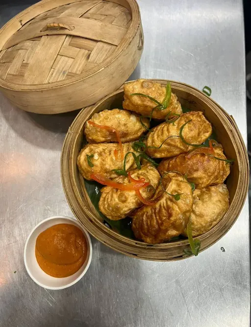 Chicken Fried Momos [8 Pieces]