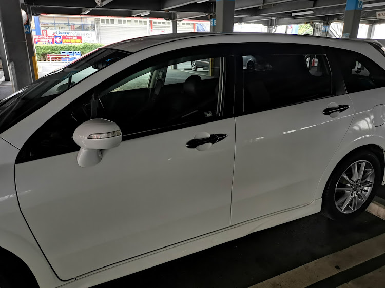 ストリームのドアバン防止・パーツ取り付け・RN1ストリーム・勝手にコラボごめんなさい・昔乗っていた家車に関するカスタム事例の投稿画像2枚目