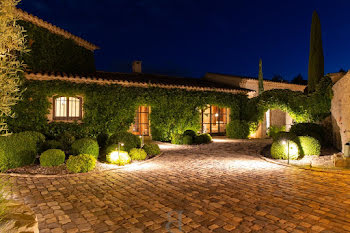 maison à Maussane-les-Alpilles (13)