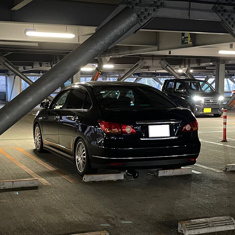 ブルーバードシルフィの砲弾マフラー・日産・ブルーバードシルフィ・DIY・自作マフラーカッターに関するカスタム事例の投稿画像2枚目