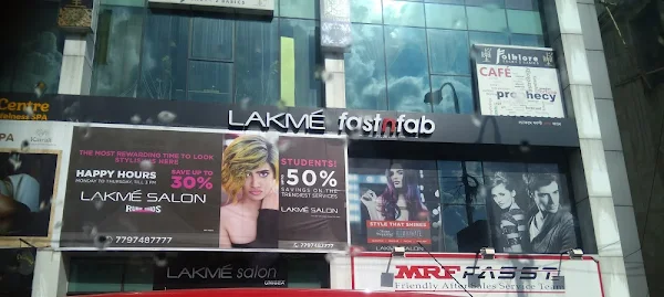 Lakme Salon photo 