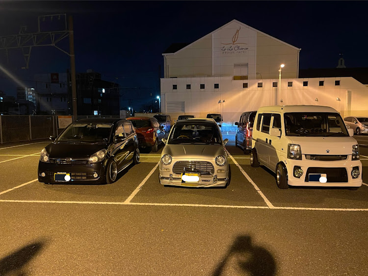 ミラカスタムのL-ﾌｧﾐﾘｰ(light car family)・L-ﾌｧﾐﾘｰ福岡支部・エルファミリー・エルファミリー福岡支部新メンバー・木曽三川公園MTに関するカスタム事例の投稿画像1枚目
