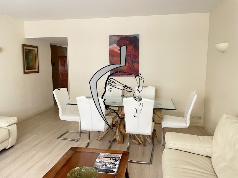 Location meublée appartement 3 pièces 100 m² à Ajaccio (20000), 1 500 €