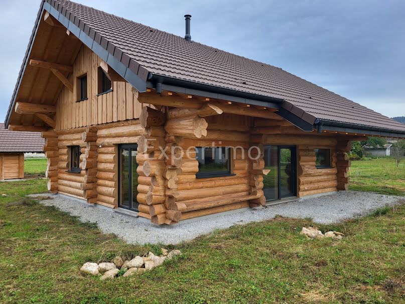 Vente chalet 5 pièces 115 m² à Clairvaux-les-Lacs (39130), 537 000 €