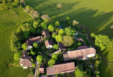 House with pool and terrace 2