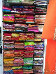 Aarti Sarees House Of Designer Sarees photo 4