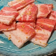 肕 燒肉.酒肆