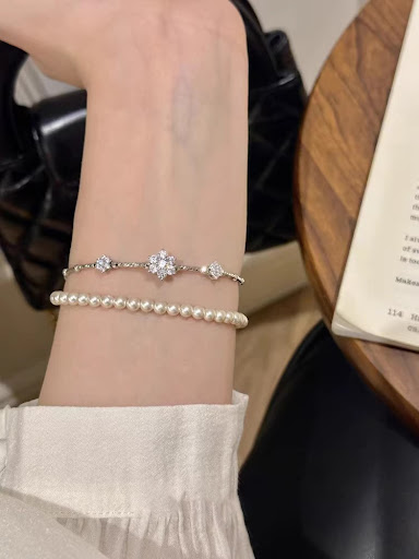 Title 4, Zircon Flower Bracelet Female Special-interest ...