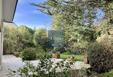 Seaside house with garden and terrace 5