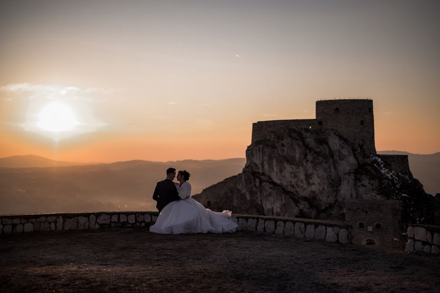 Fotografer pernikahan Elmir Ibrisevic (goldenweddings1). Foto tanggal 17 Maret 2022