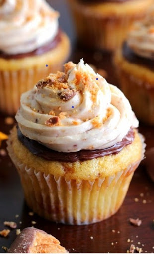 Butterfinger cupcake