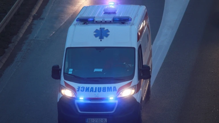 Hitna pomoć: Jedna saobraćajna nezgoda u Beogradu, lakše povređene tri osobe