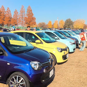 トゥインゴ AHH4B