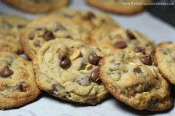 OMG! Ultimate Milk Chocolate Cashew Cookies