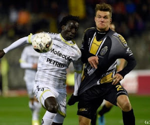 Leye signe à Lokeren