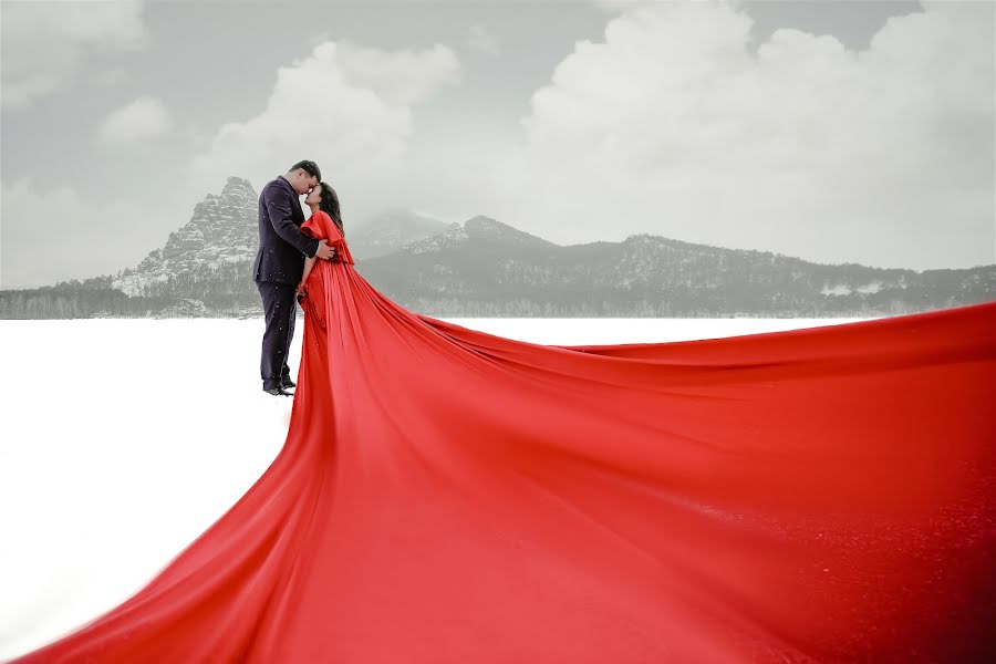 Vestuvių fotografas Zhambyl Buranbaev (zhambil). Nuotrauka 2022 kovo 26