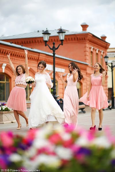 Fotógrafo de casamento Razina Rakhmangulova (razina). Foto de 5 de setembro 2018