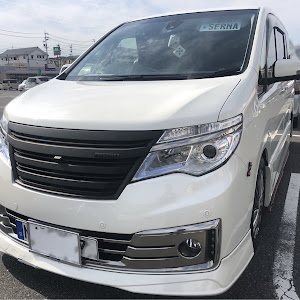 セレナ HC26