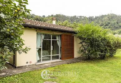 Villa avec piscine et jardin 2