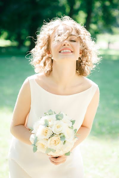 Wedding photographer Lola Alalykina (lolaalalykina). Photo of 20 August 2018