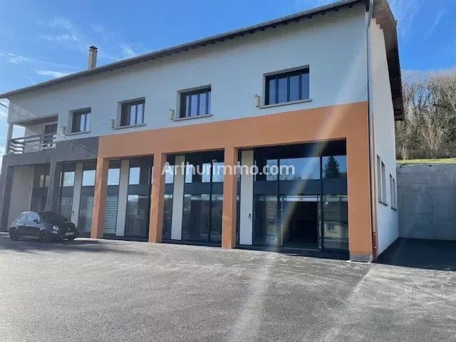 Location  locaux professionnels 1 pièce 110 m² à Lons-le-Saunier (39000), 1 100 €