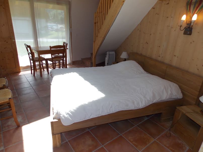 Location  chalet 2/3 pièces 80 m² à Pralognan-la-Vanoise (73710), 528 €