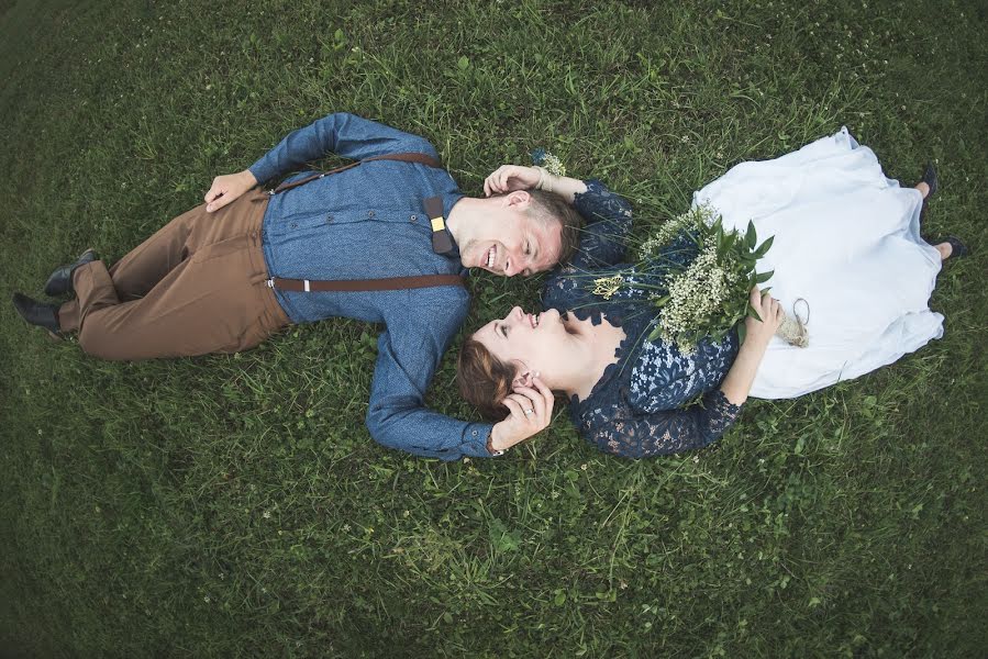 Fotógrafo de casamento Jan Vašulín (obrjen). Foto de 1 de março 2018