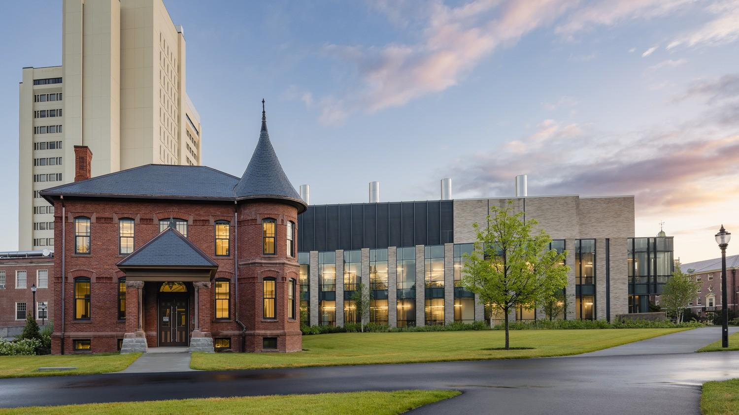 University of Massachusetts, Amherst - Physical Sciences Building - HGA