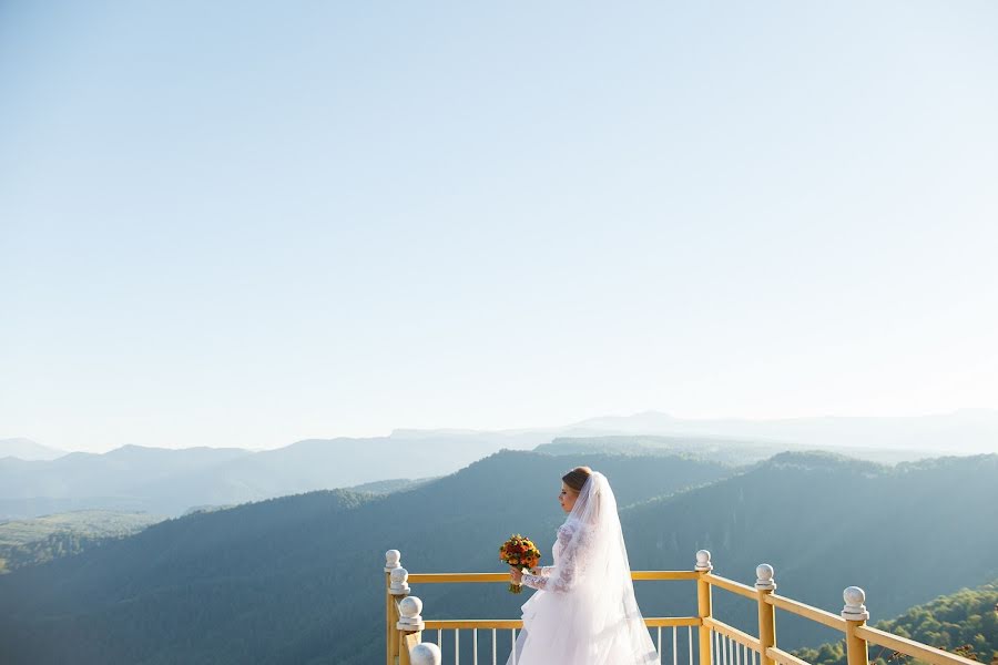 Fotógrafo de casamento Aleksandr Solodukhin (solodfoto). Foto de 7 de janeiro 2016