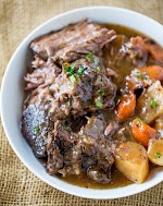Ultimate Slow Cooker Pot Roast was pinched from <a href="https://dinnerthendessert.com/ultimate-slow-cooker-pot-roast/" target="_blank" rel="noopener">dinnerthendessert.com.</a>