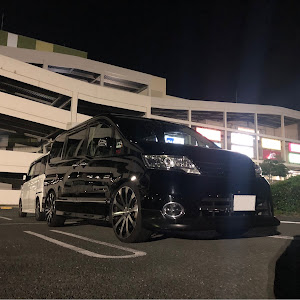 セレナ C25型