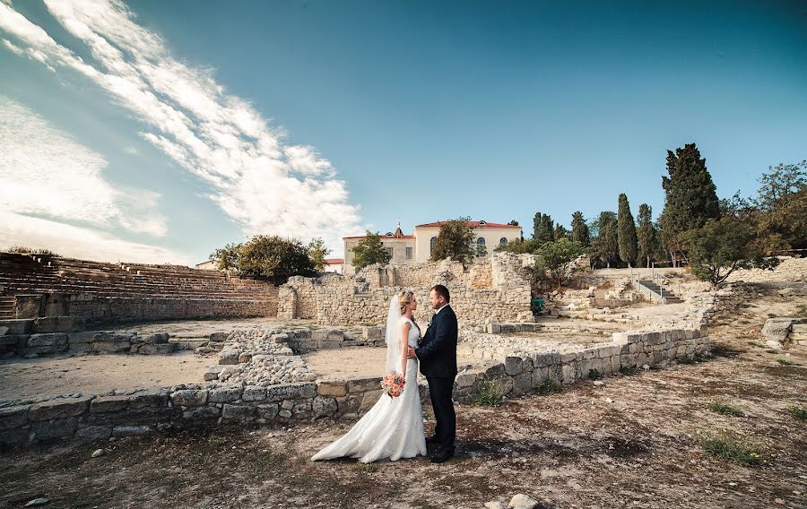 Fotógrafo de casamento Mikhail Alekseev (mikhailalekseev). Foto de 4 de fevereiro 2016