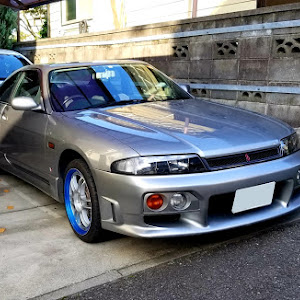 スカイライン R33