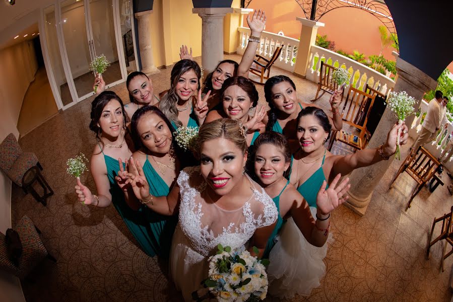 Fotógrafo de casamento Javier Reséndiz (javresfdz). Foto de 15 de fevereiro 2020