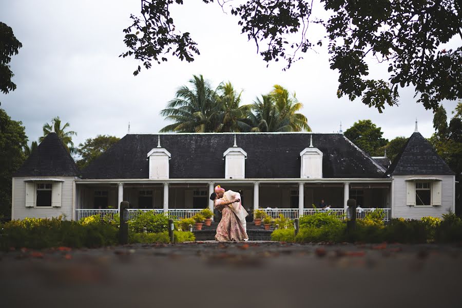 Fotógrafo de casamento Ehyaad Kholil (ehyaadkholil). Foto de 1 de maio 2023