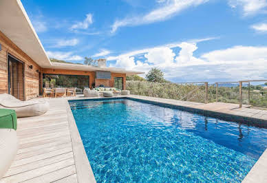 Seaside villa with pool 2