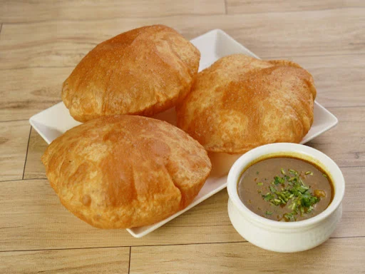 Puri Sabzi.