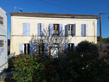 maison à Saint-Georges-Antignac (17)