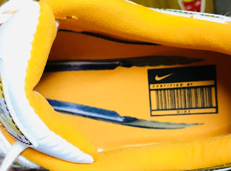 ムーヴカスタムのカロッツェリア・オーディオ・携帯だと伝わらない・・・・AIR MAX・チキンwに関するカスタム事例の投稿画像9枚目