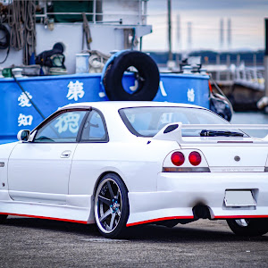 スカイライン R33