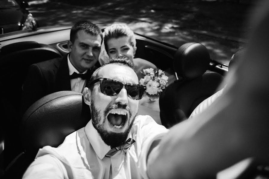 婚礼摄影师Denis Polulyakh（poluliakh）。2015 12月27日的照片