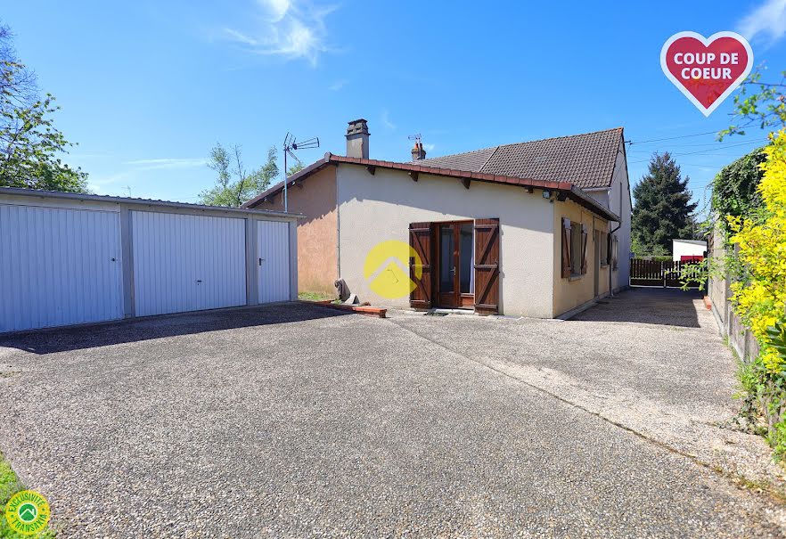 Vente maison 4 pièces 85 m² à Aubigny-sur-Nère (18700), 105 000 €