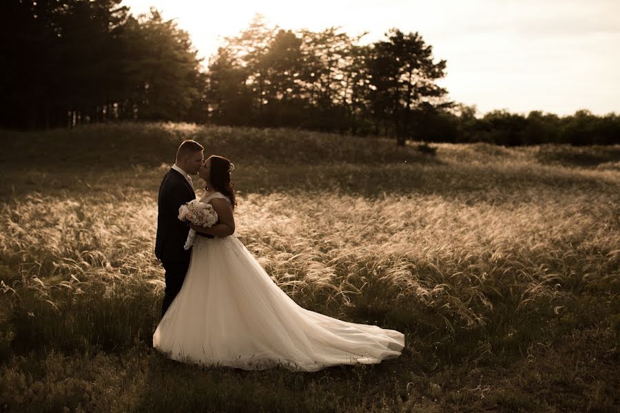 Fotógrafo de casamento Tamás Dóczi (aeterno). Foto de 31 de maio 2019