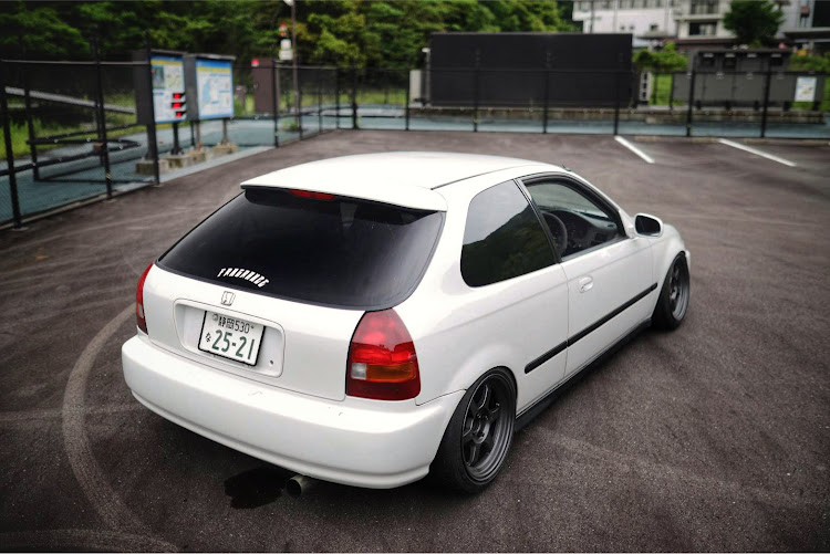 シビックのシビック・仕様変更・車が好きな人と繋がりたい・ドライブに関するカスタム事例の投稿画像3枚目